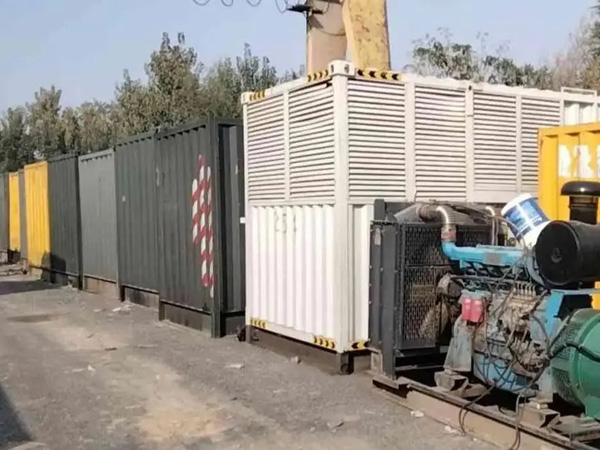 阜新200KW柴油发电机机组每小时油耗是多少？